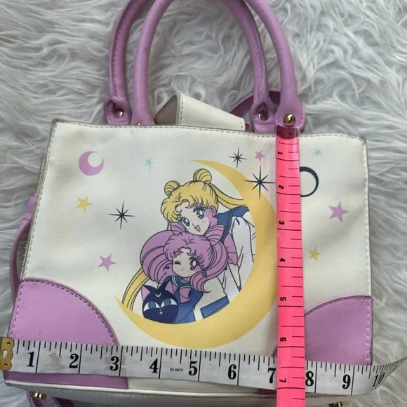 Sailor Moon Pink and White Handbag - Picture 4 of 8
